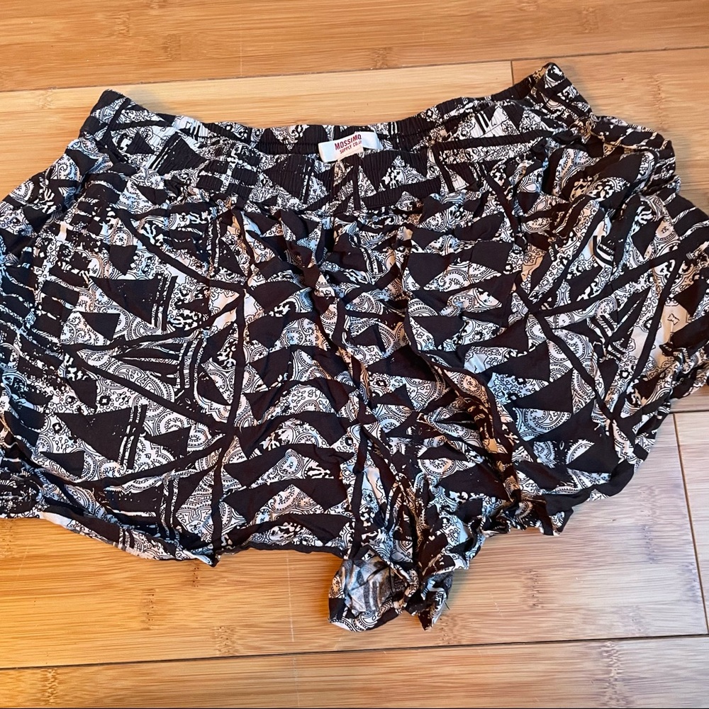 Geometric shorts Mossimo Target sz large